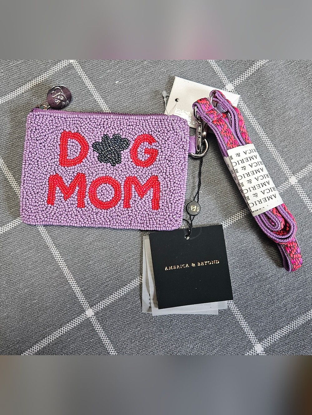 America & Beyond Lilac Beaded 'DOG MOM' Wristlet